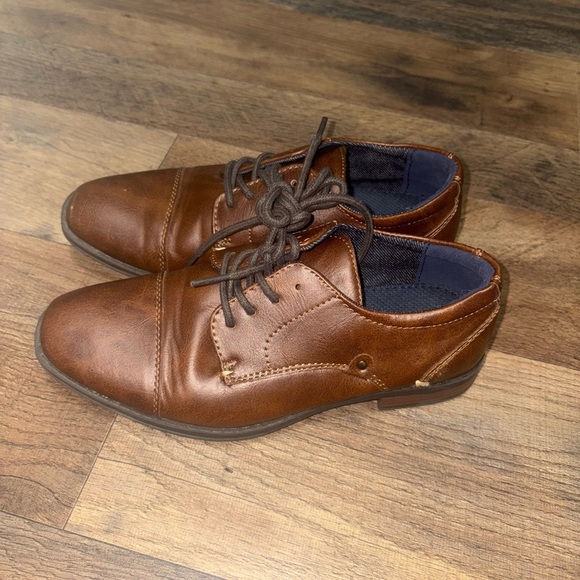 Brown Oxford Dress Shoes - Picture 3 of 6